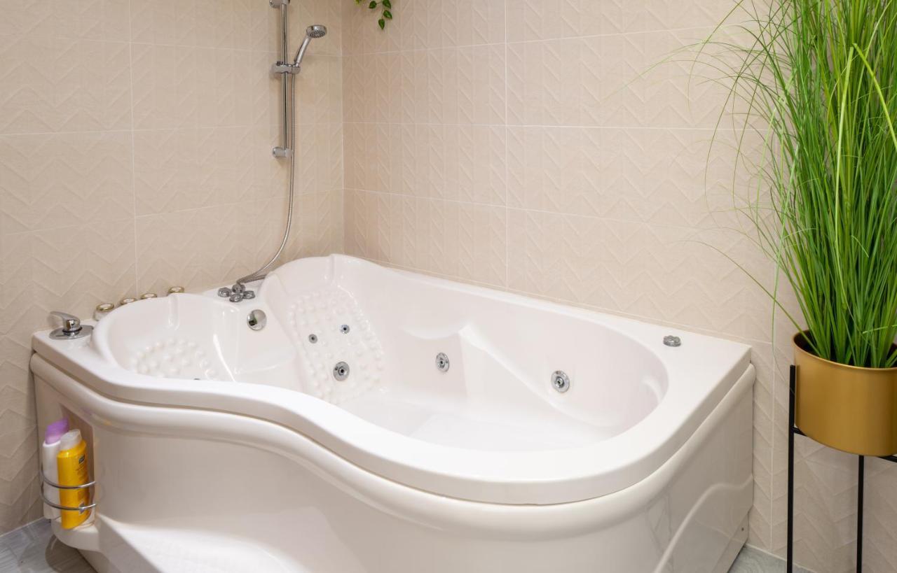 Romsuites - Amazing Atmosphere, Baha'I Gardens Main Street, German Colony Haifa Ngoại thất bức ảnh